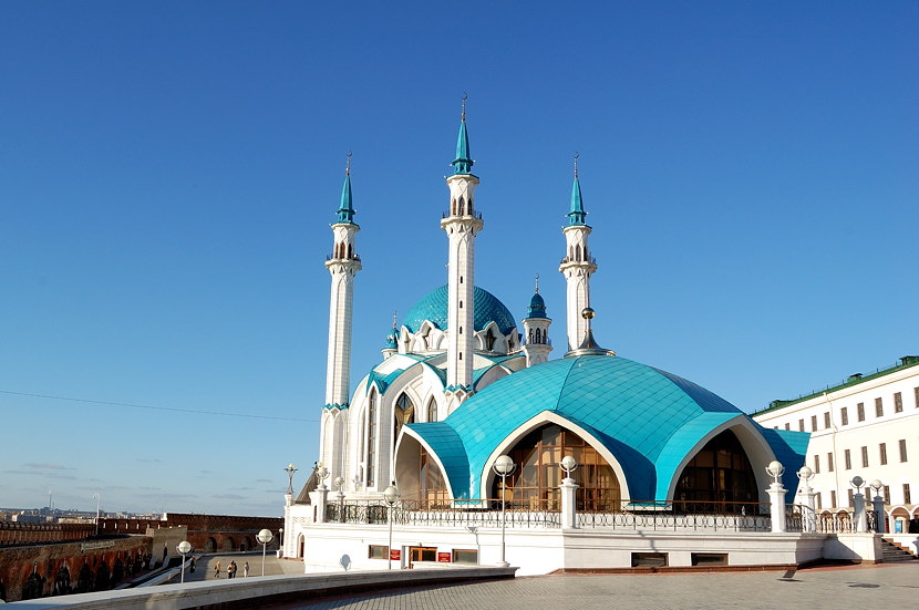 Корбан гаете мобэрэк булсын. Мечеть кул-Шариф. Кул Шариф Альметьевск. Мечеть кул-Шариф в Казани описание. Мечеть кул-Шариф в Казани рисунок.